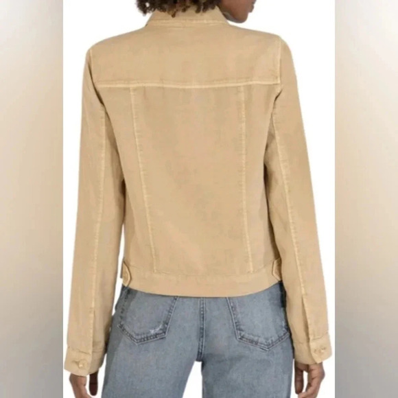 KUT from the Kloth Abigail Khaki Lightweight Button Up - Picture 2 of 7